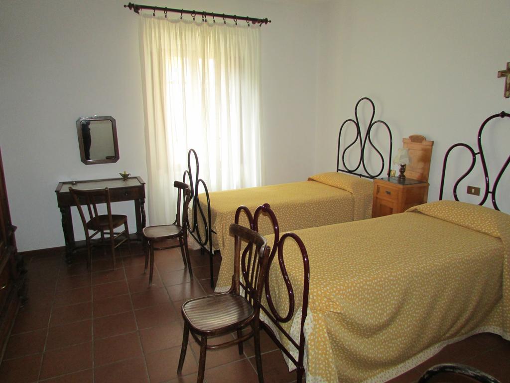 Agriturismo Dea Valfabbrica Экстерьер фото