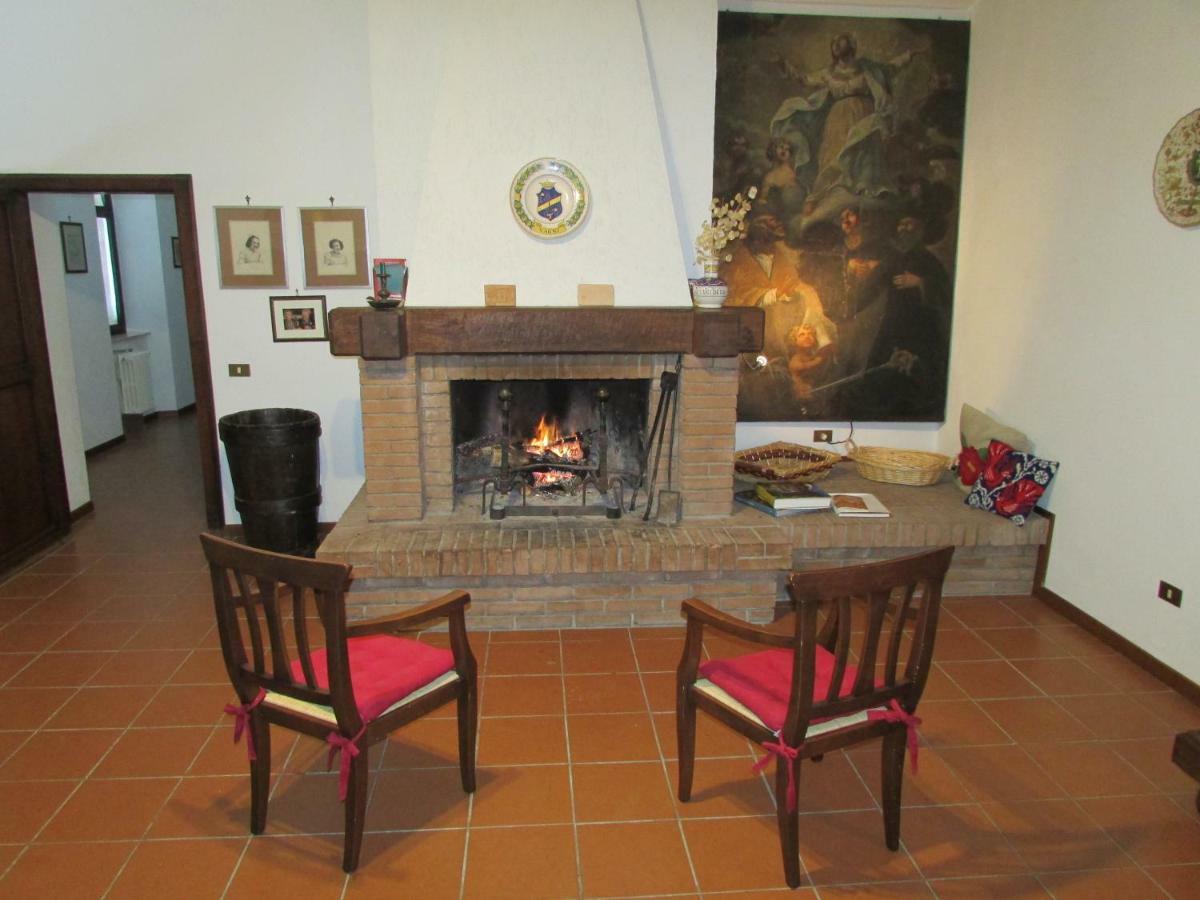 Agriturismo Dea Valfabbrica Экстерьер фото